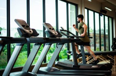 7 Surprising Advantages of Joining a Gym This Year